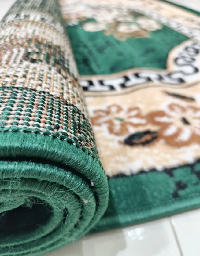 4/6 Feet - Premium Turkish Floral Rug – 120×180 cm – Green & Beige with Classic Border - Image 5